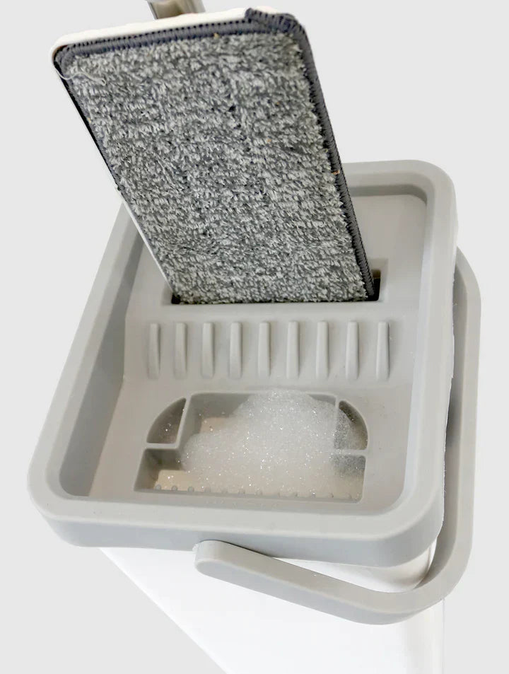 QuickSqueeze | Schnelle und effiziente Reinigung Mop