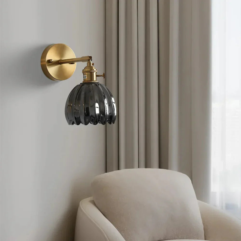 Vintage Messing Tulpen Glas Wandlampe 1-Licht