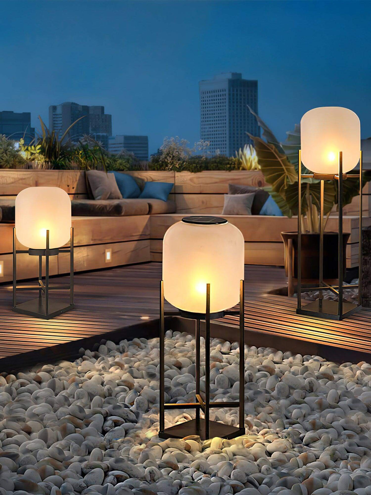 Solar Stehlampe für den Außenbereich – Nachhaltige Stimmungsbeleuchtung für Garten und Terrasse