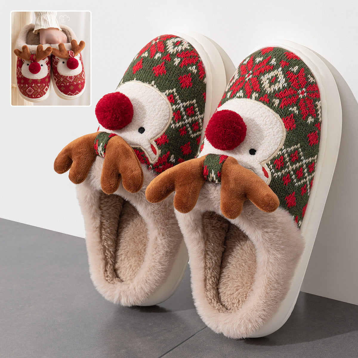 Weihnachtliche Hausschuhe mit Besticktem Stoff