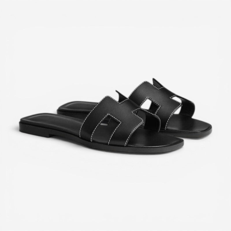 Margot – Flache Sandalen mit Riemen und rutschfester Sohle
