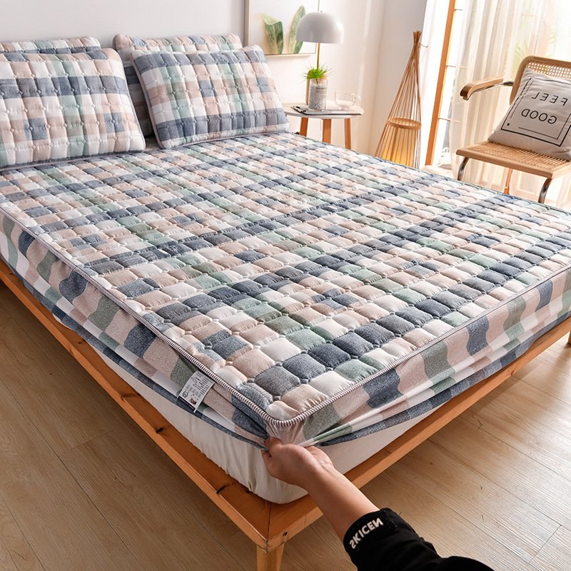 CushioGuard Seiden Matratzenbezug | Atmungsaktiver und luxuriöser Schutz für Ihre Matratze