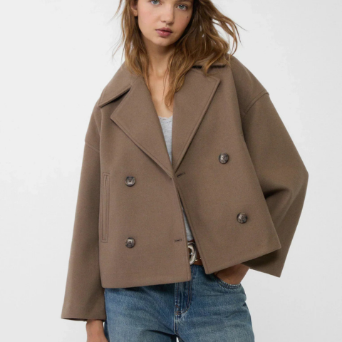 Kurze Damenjacke mit doppelter Knopfleiste | Warm