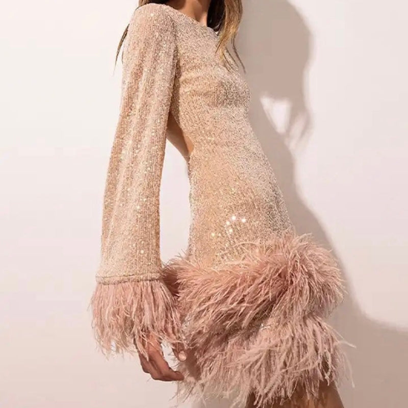 Mini-Kleid für Frauen mit Pailletten und Federbesatz