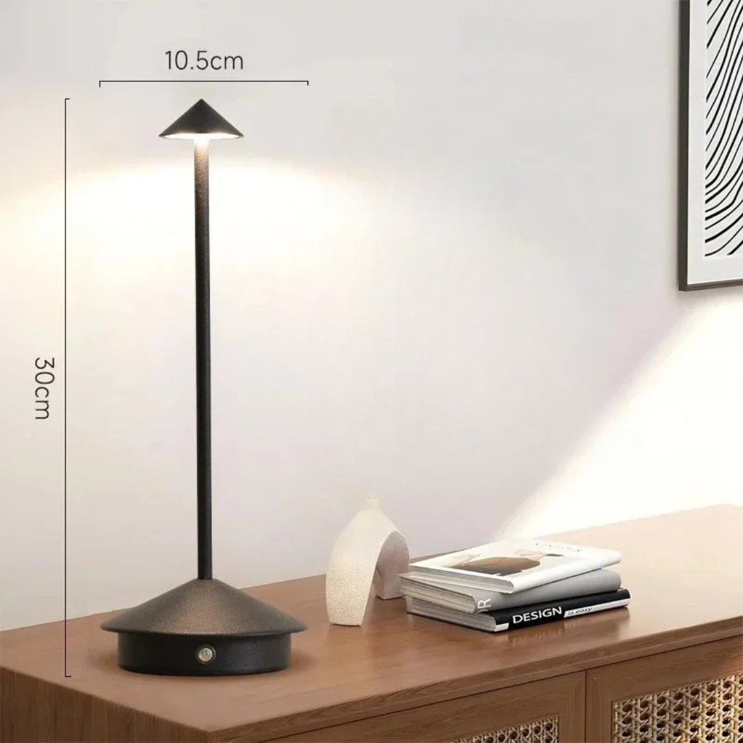 Moderne Aluminium-Kegel-LED-Akku-Tischlampe 1-Licht