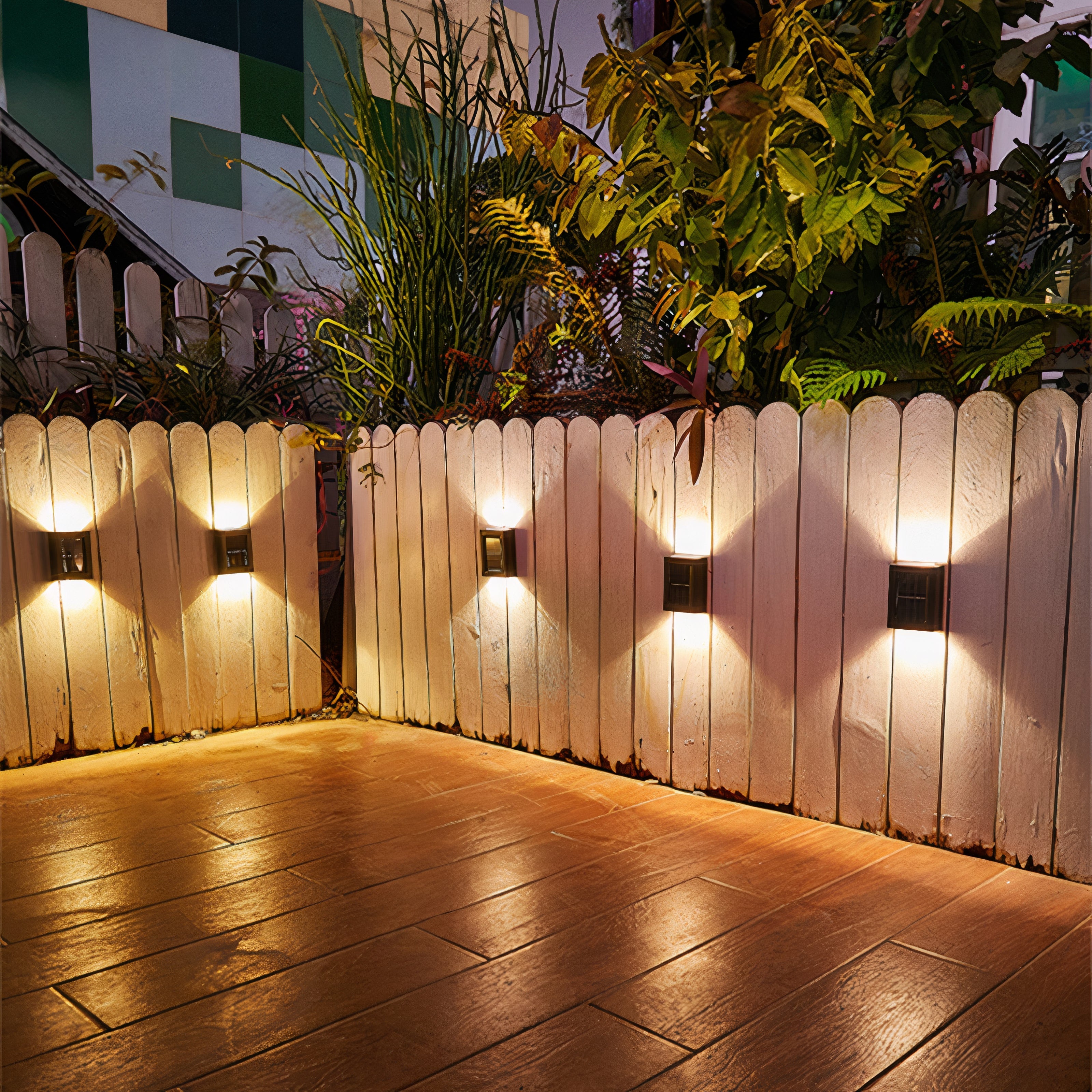 LuxeSolar Elegante LED-Wandleuchte | Nachhaltige Solarenergie mit automatischer Funktion