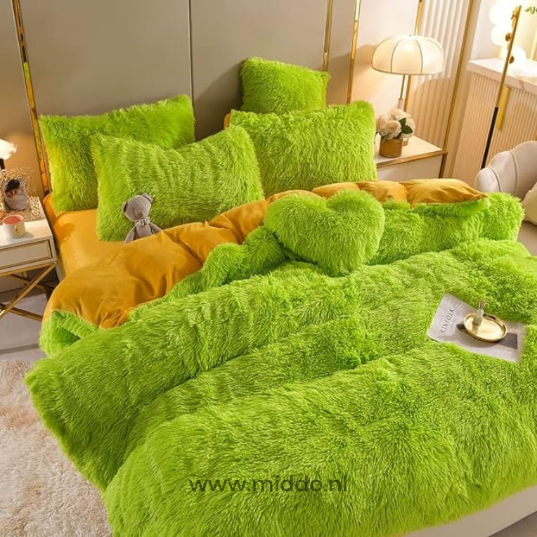 TeddyDreams Fleece Bettwäsche Set | Kuscheliges 5-teiliges Set mit gratis Herz-Kissen!