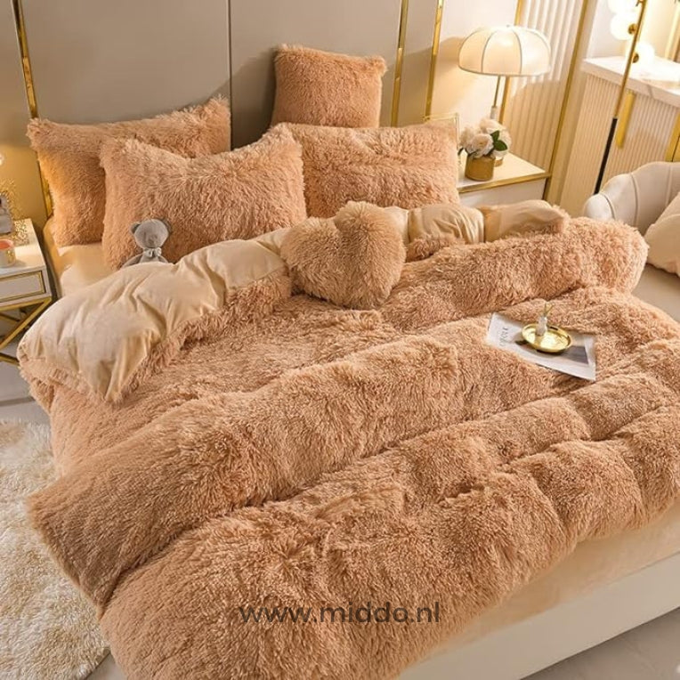 TeddyDreams Fleece Bettwäsche Set | Kuscheliges 5-teiliges Set mit gratis Herz-Kissen!