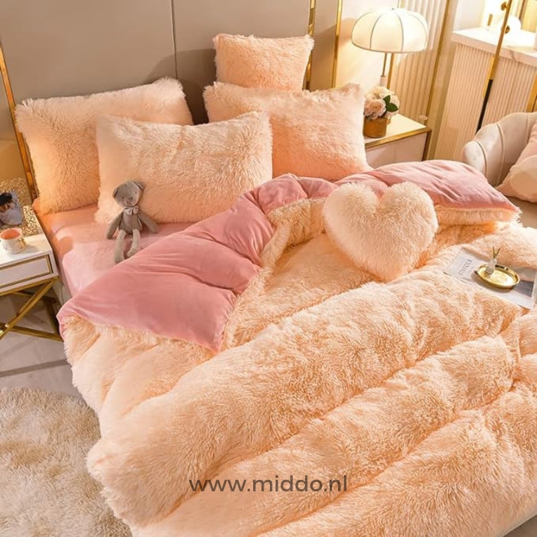 TeddyDreams Fleece Bettwäsche Set | Kuscheliges 5-teiliges Set mit gratis Herz-Kissen!