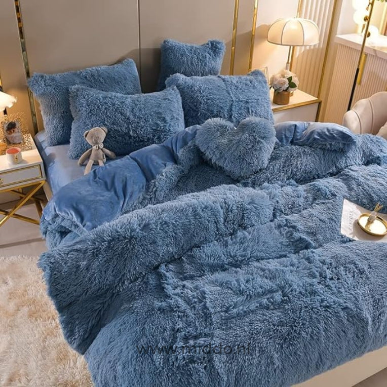 TeddyDreams Fleece Bettwäsche Set | Kuscheliges 5-teiliges Set mit gratis Herz-Kissen!