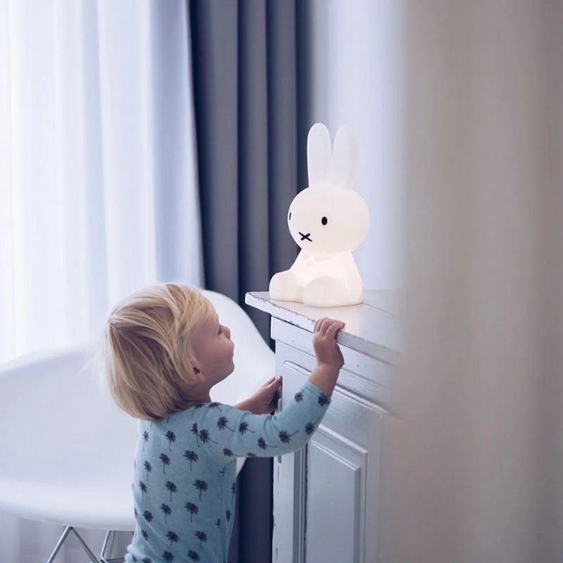 Frendorf | Hasen Dekorationsfigur | Ikonisches Figuren Design