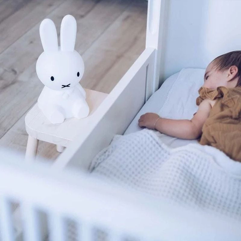 Frendorf | Hasen Dekorationsfigur | Ikonisches Figuren Design