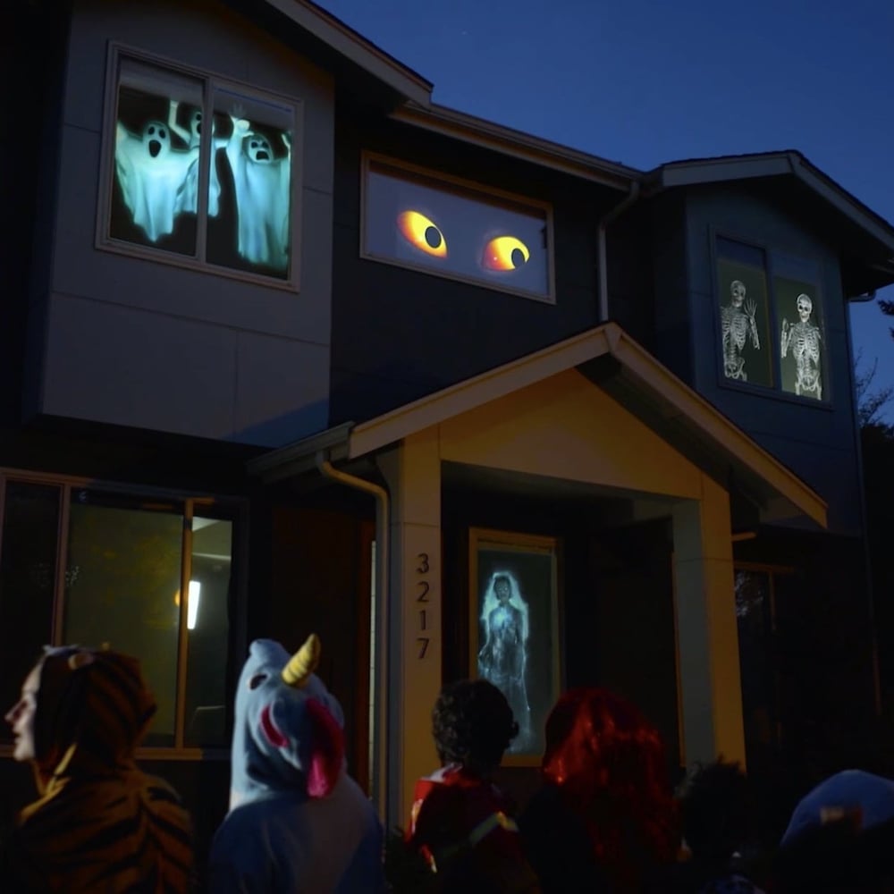 SpookGlow Holographischer Projektor | Verwandle deinen Raum mit bezaubernden Halloween-Projektionen