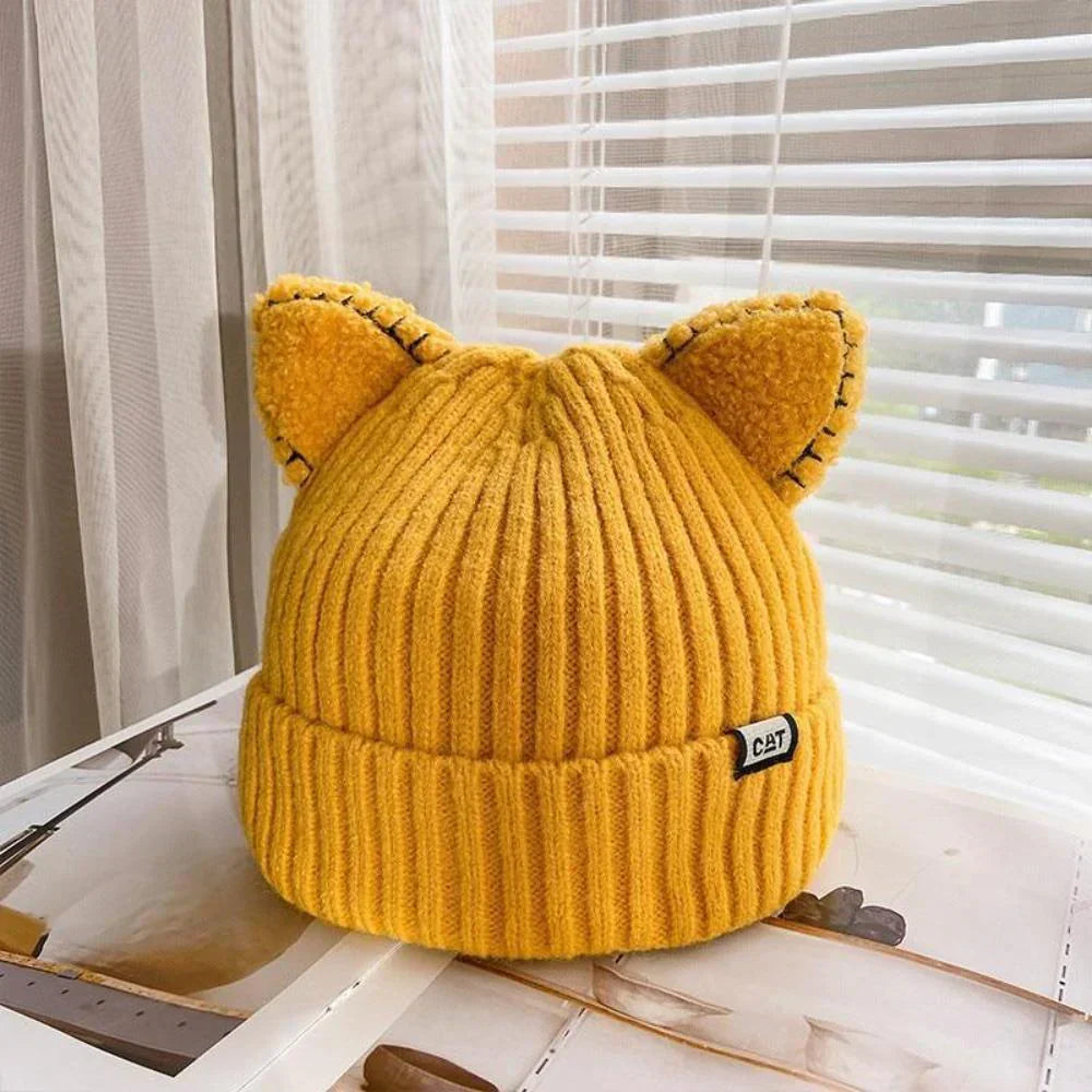 Katzenohr Wintermütze CosyCharm – Weiche Strickmütze für Damen mit verspieltem Design