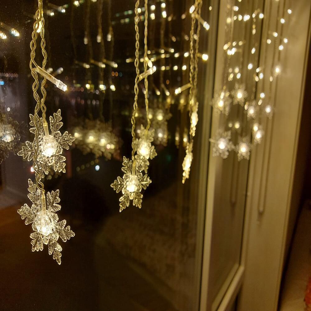 LED Weihnachtsvorhangbeleuchtung – Dekorative und Wiederverwendbare Festbeleuchtung