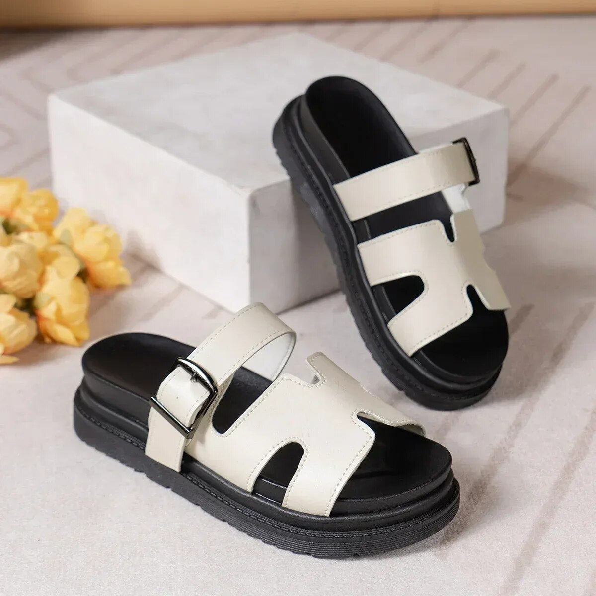 Milano Slipper | Alte Inspiration, Eleganter Look