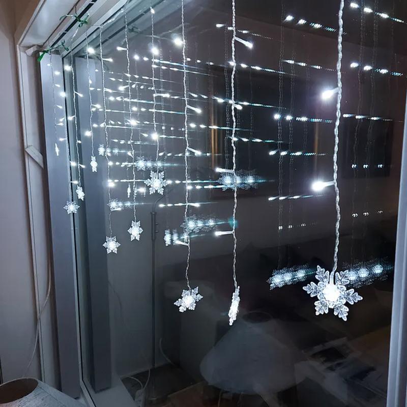 LED Weihnachtsvorhangbeleuchtung – Dekorative und Wiederverwendbare Festbeleuchtung