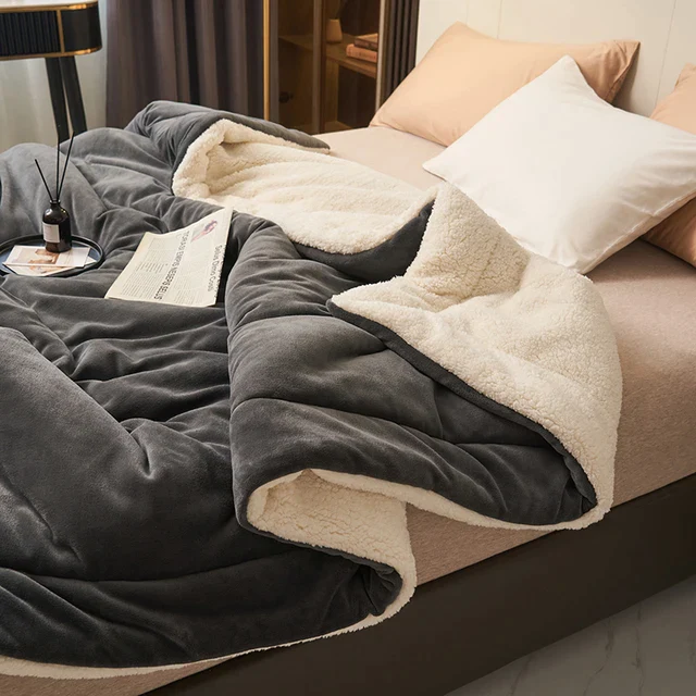 SoftHug Luxe Fleece Warme Decken