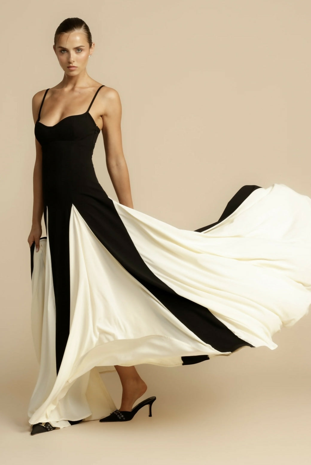 LuxePaloma Maxikleid | Elegantes Abendkleid für einen mühelosen Stil