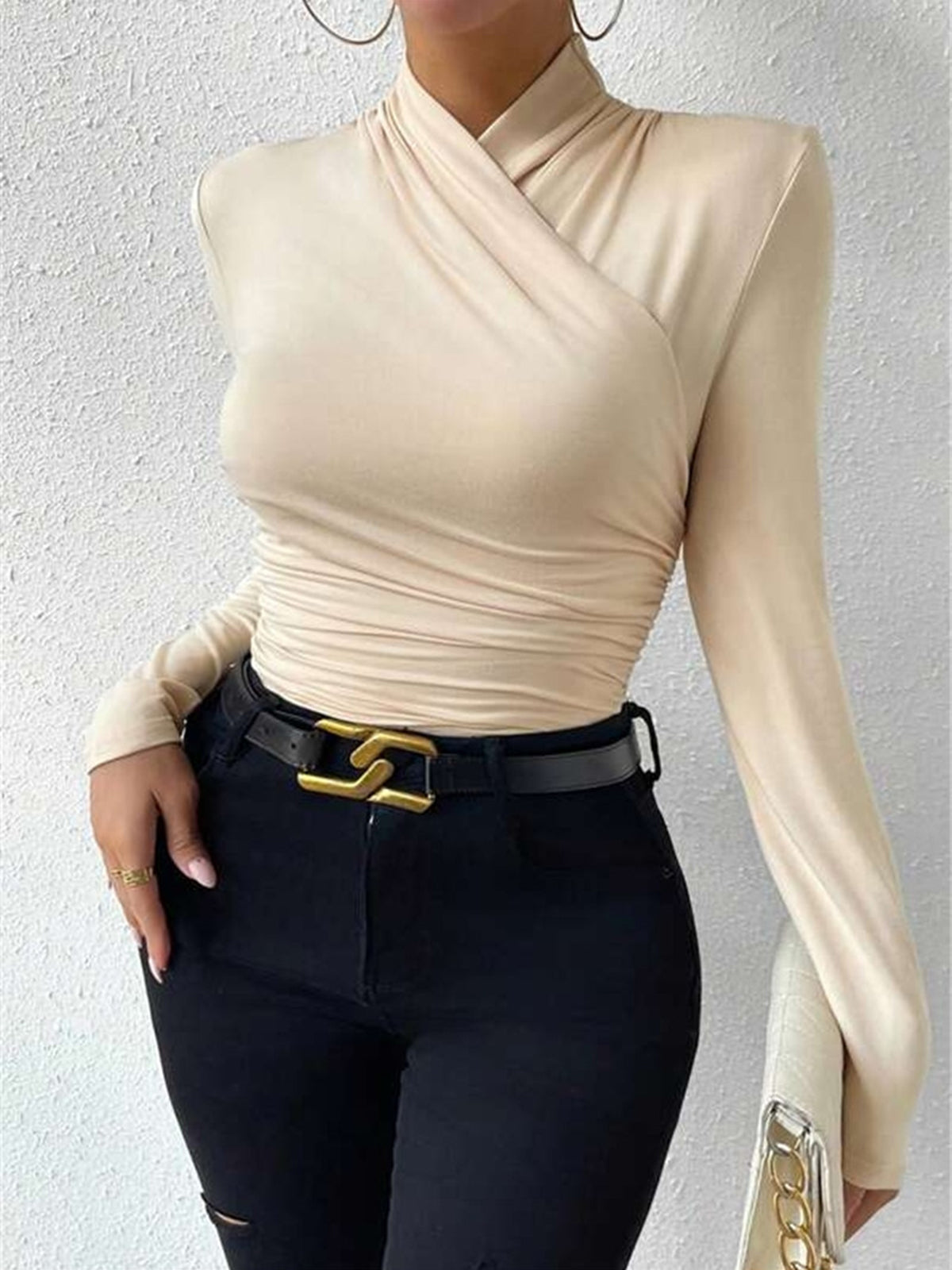 ChicLayer Drapiertes Crossover-Oberteil | Stilvolles Langarm-Design für mühelose Eleganz