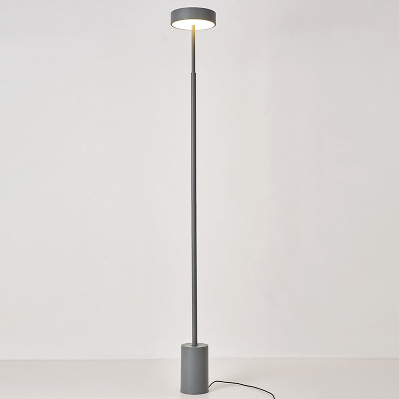 Zeitgenössische Skandinavische Runde Eisen LED Stehlampe Für Schlafzimmer