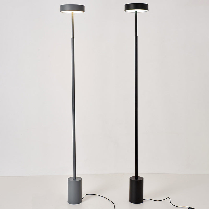 Zeitgenössische Skandinavische Runde Eisen LED Stehlampe Für Schlafzimmer