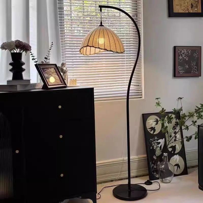 Vintage Booglampe mit Stoffschirm – Klassische Stehlampe