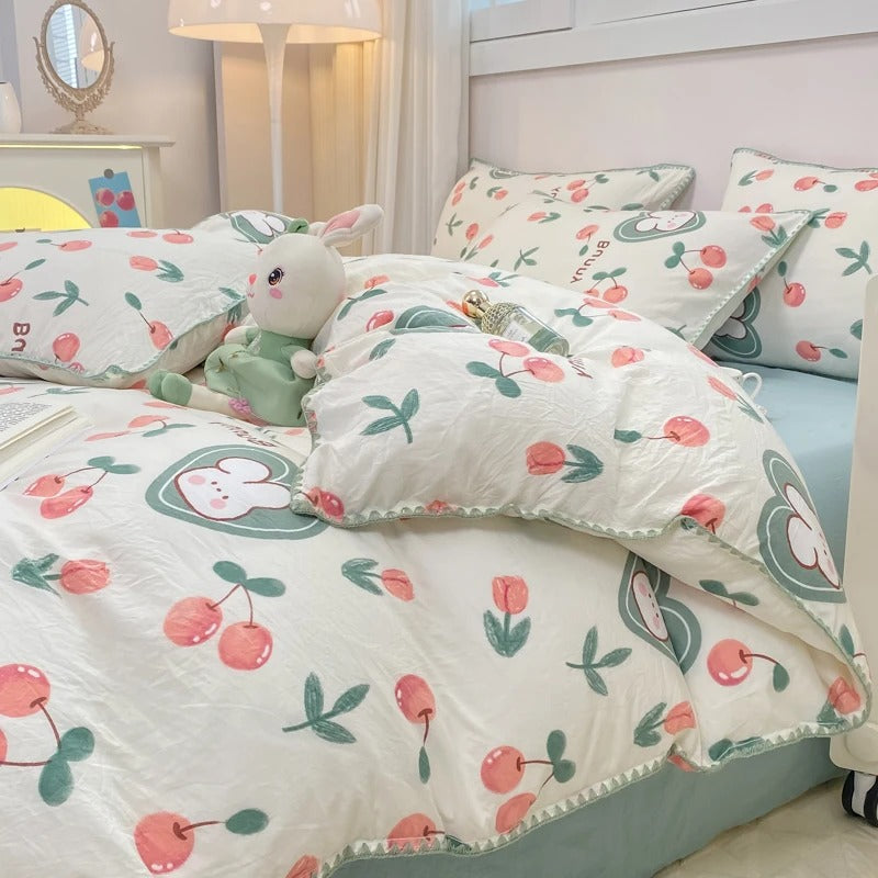 Bettwäsche Set Kirschblüte und Erdbeeren – Verschiedene Größen