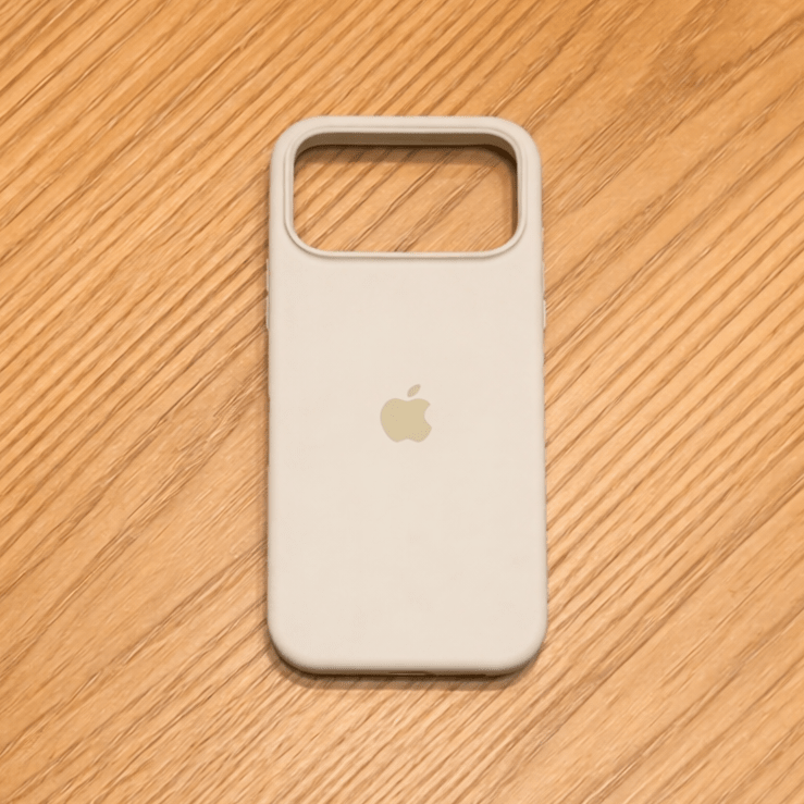 VELVIGUARD – MagSafe-kompatible Silikonhülle mit sanfter Berührungsoberfläche für iPhone