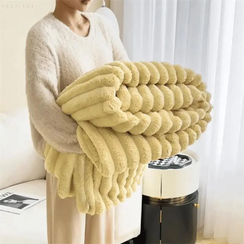 ComfortCuddle | Plüschige & Gemütliche Fleece-Decke