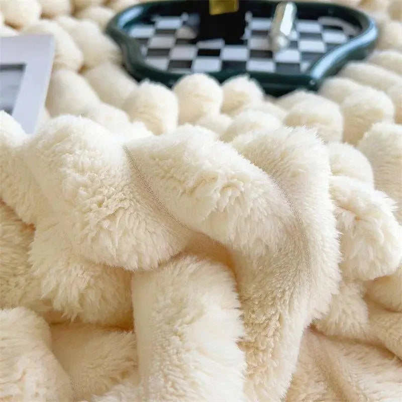 ComfortCuddle | Plüschige & Gemütliche Fleece-Decke