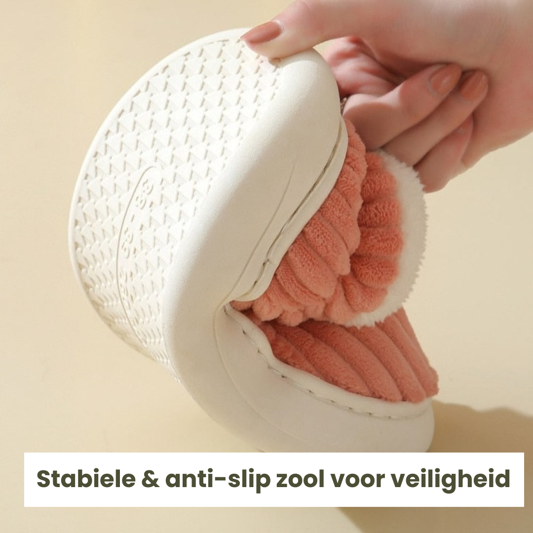 WohlfühlSchritt Fleece Hausschuhe | Bequeme und warme Winterbegleiter für Zuhause