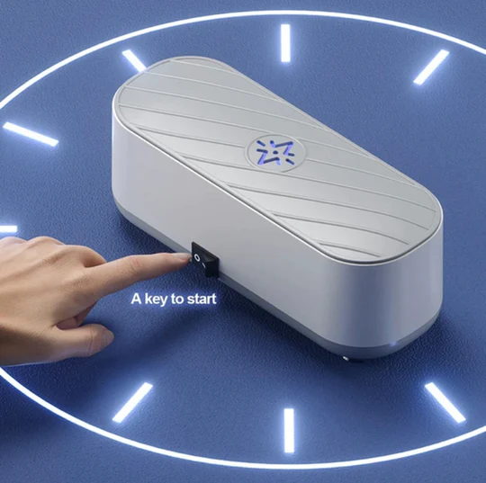 CrystalCleaner | Lass deinen Schmuck wieder wie neu strahlen