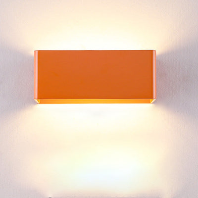 Cubbon Wandlampe – LED – Weiß – Kompakt – Modernes Design