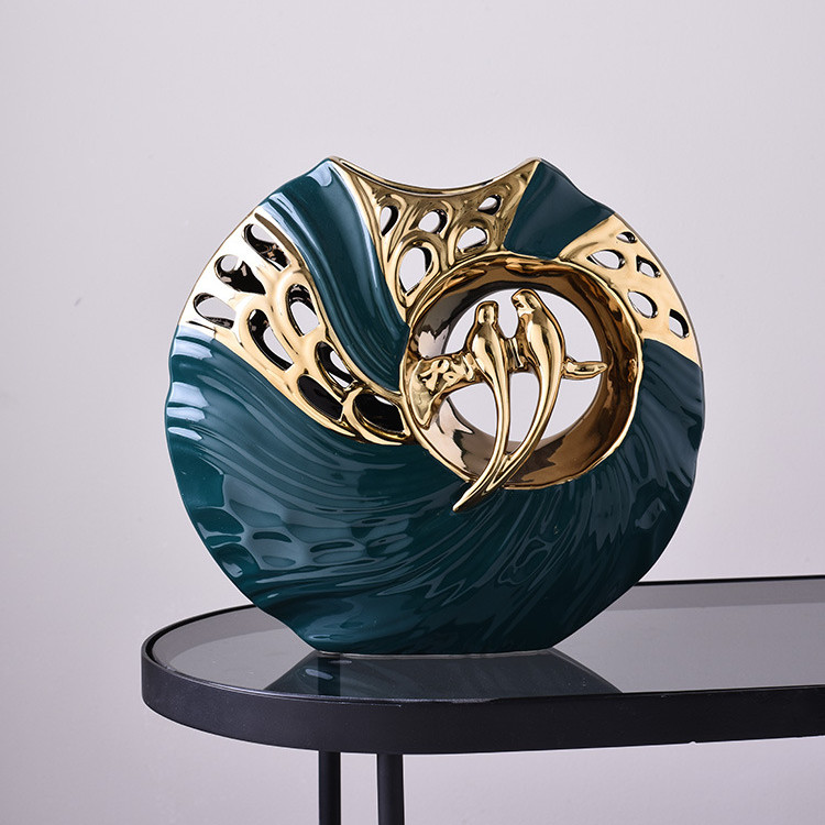 FormaLuxe Keramische Skulptur – Handgefertigte moderne Dekoration