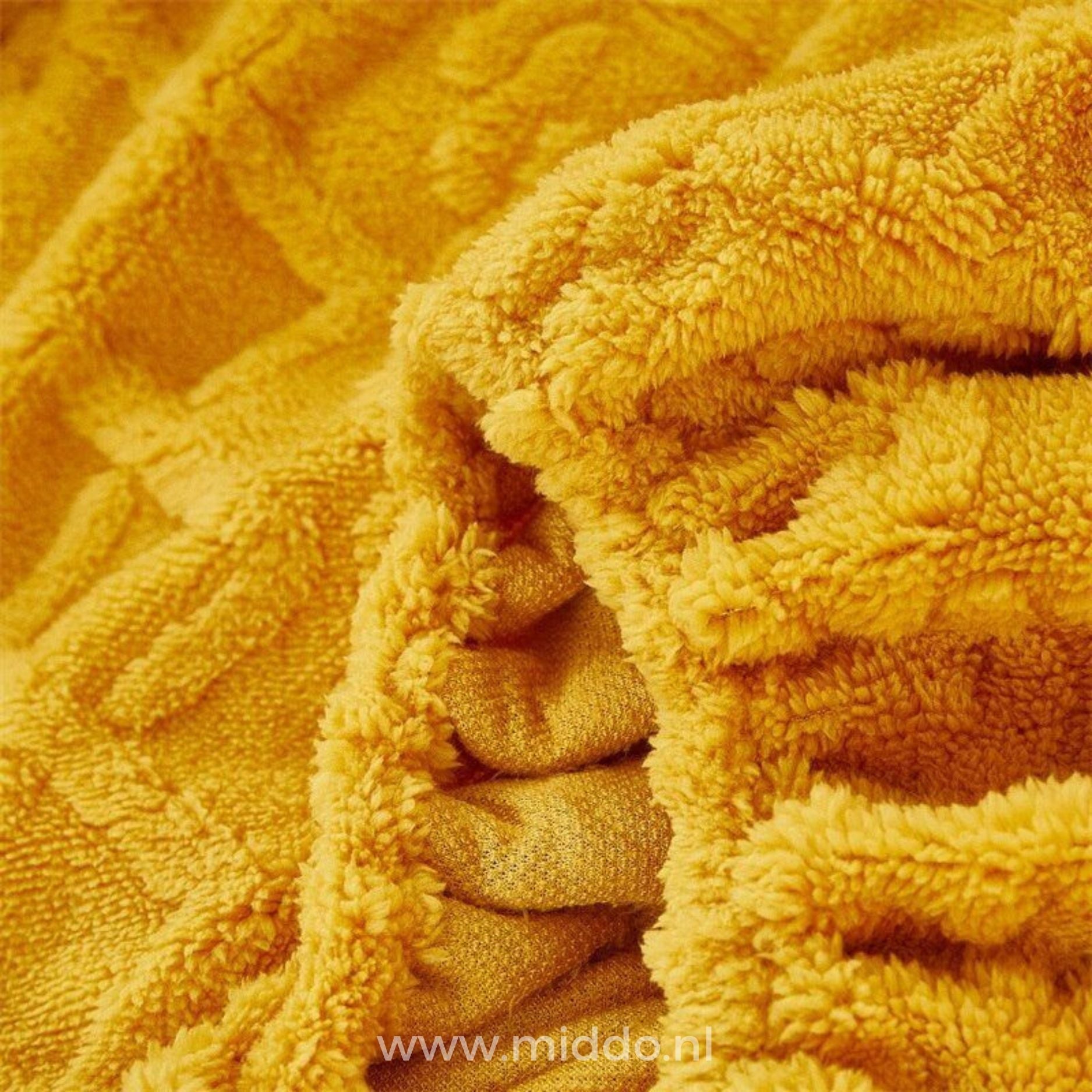 FleeceDream Spannbettlaken Set | Super bequem und weich mit gratis Kissenbezügen!