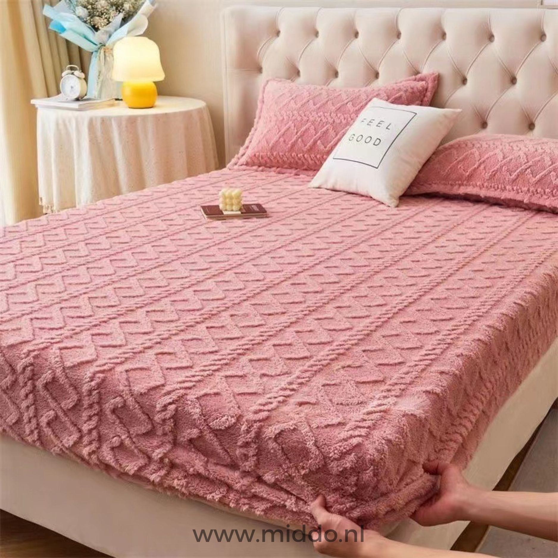 FleeceDream Spannbettlaken Set | Super bequem und weich mit gratis Kissenbezügen!