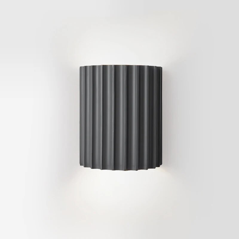 GleamEdge Moderne LED-Wandlampe Künstlerisches Design aus Harz