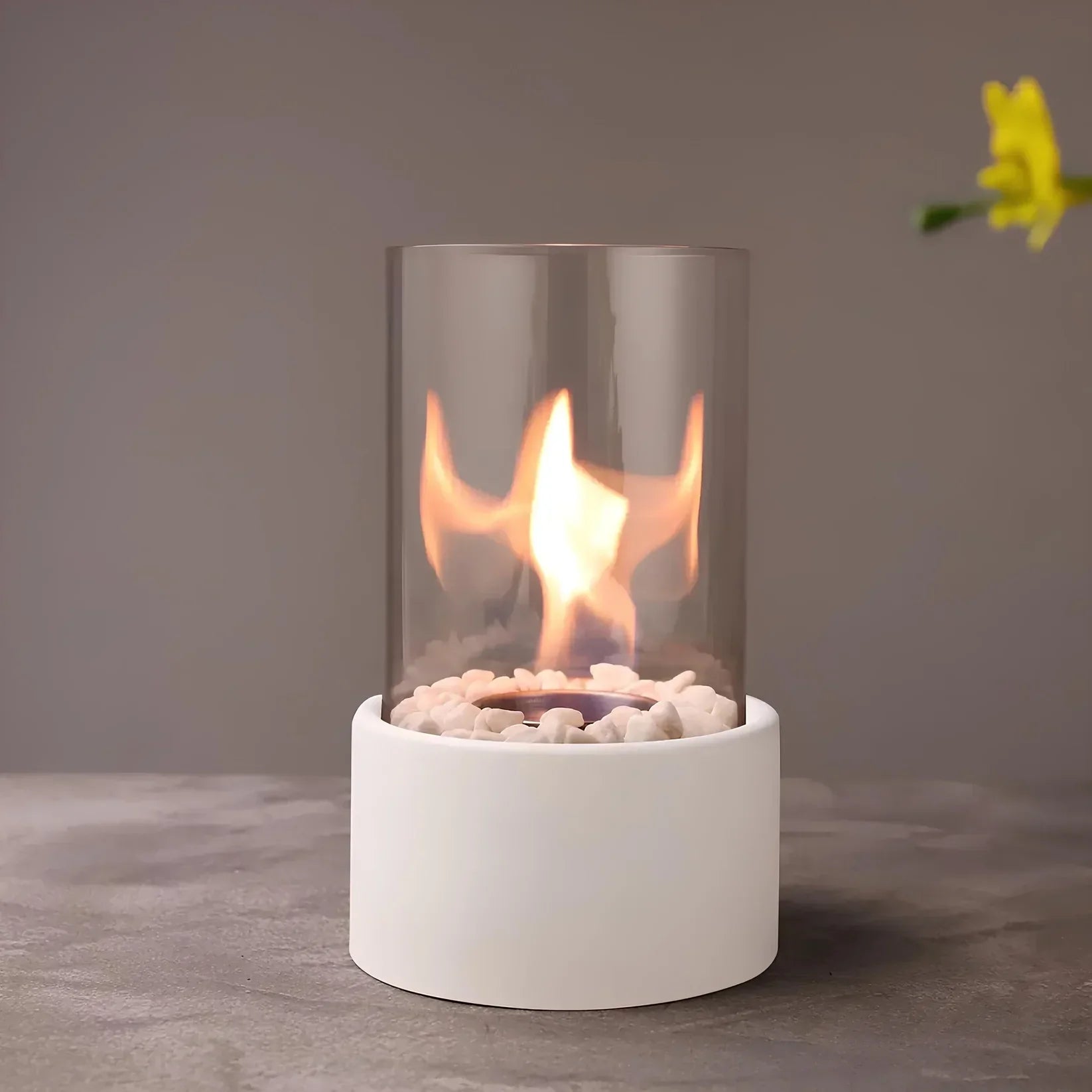GlowEdge Rauchfreie Biofeuerstelle aus Glas für Tisch und Innenräume