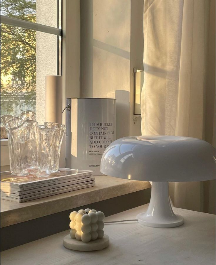 GlowSphere Tragbare Luxus Pilz Tischlampe