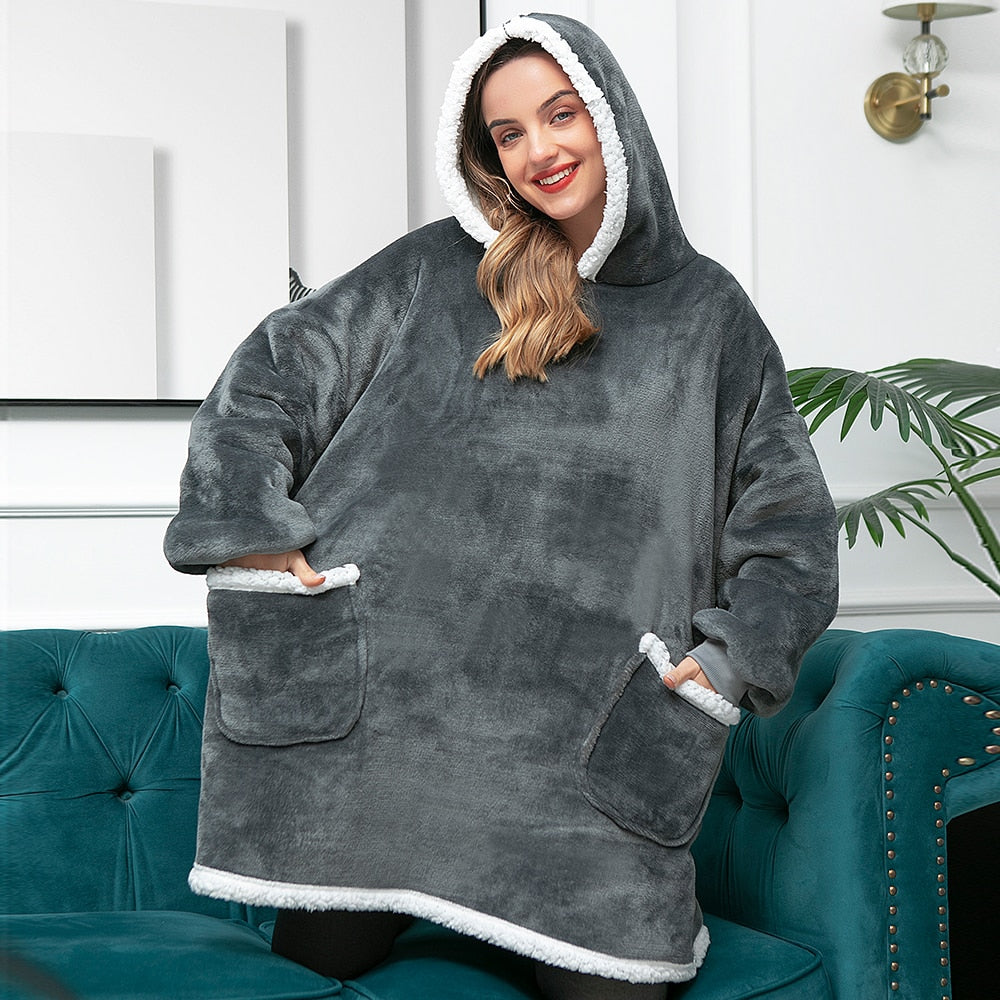 Ultraweiche Fleece- und Woll-Decke mit Kapuze für Komfort und Wärme zu Hause