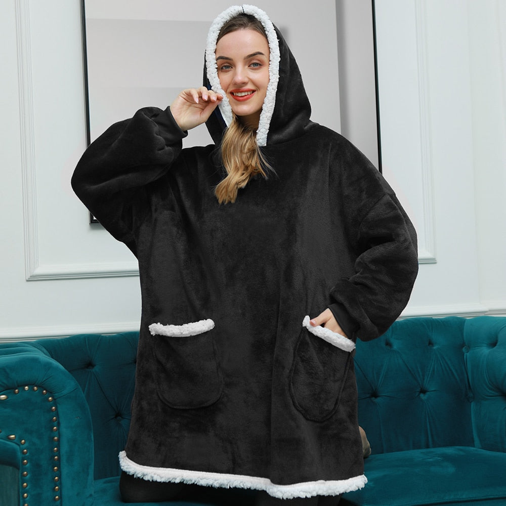 Ultraweiche Fleece- und Woll-Decke mit Kapuze für Komfort und Wärme zu Hause
