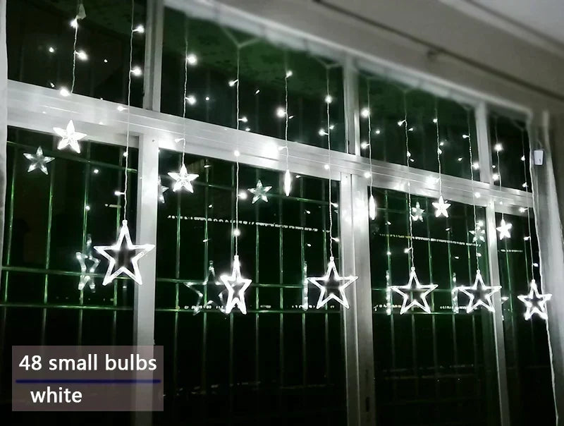 LED Weihnachtslichtervorhang mit Sternen – Warmweißes Licht