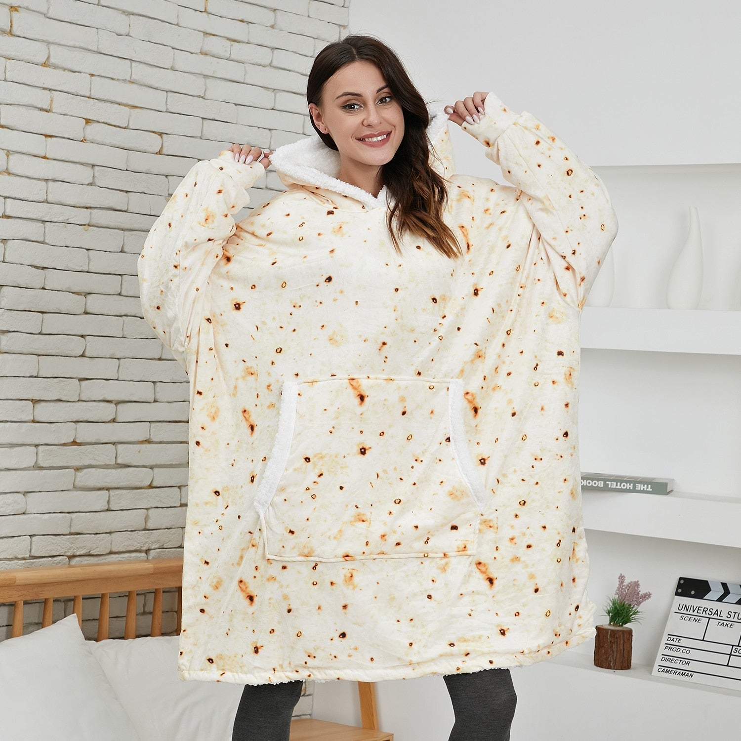 Ultraweiche Fleece- und Woll-Decke mit Kapuze für Komfort und Wärme zu Hause