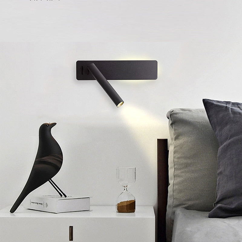 Drehbare LED-Lesewandleuchte für das Bett