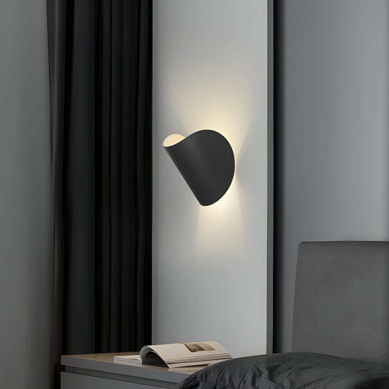 Wandleuchte Drehbar - Metall - Curve Design - Perfekt für jedes Zimmer