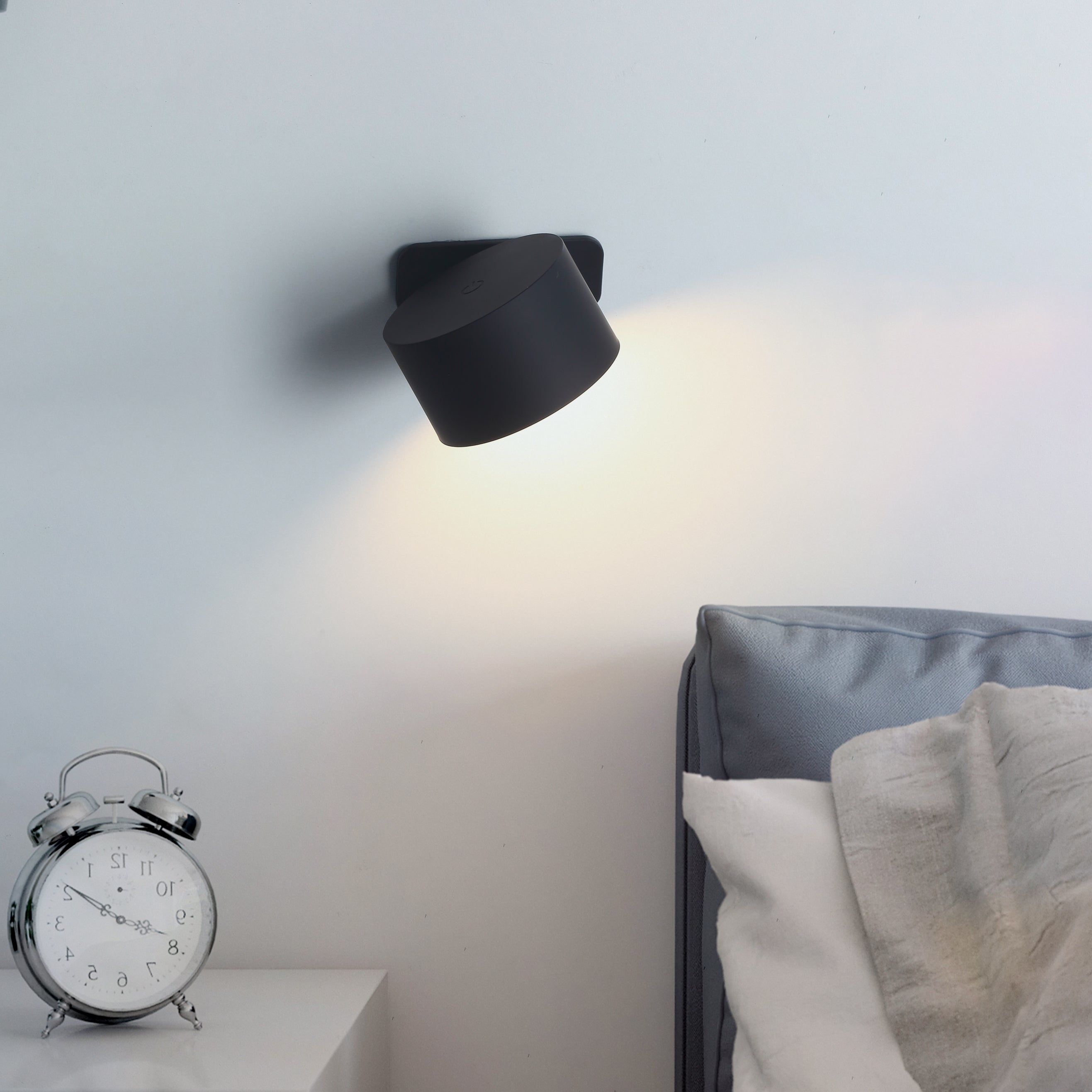 Ticky Magnetische Wandlampe Schwarz