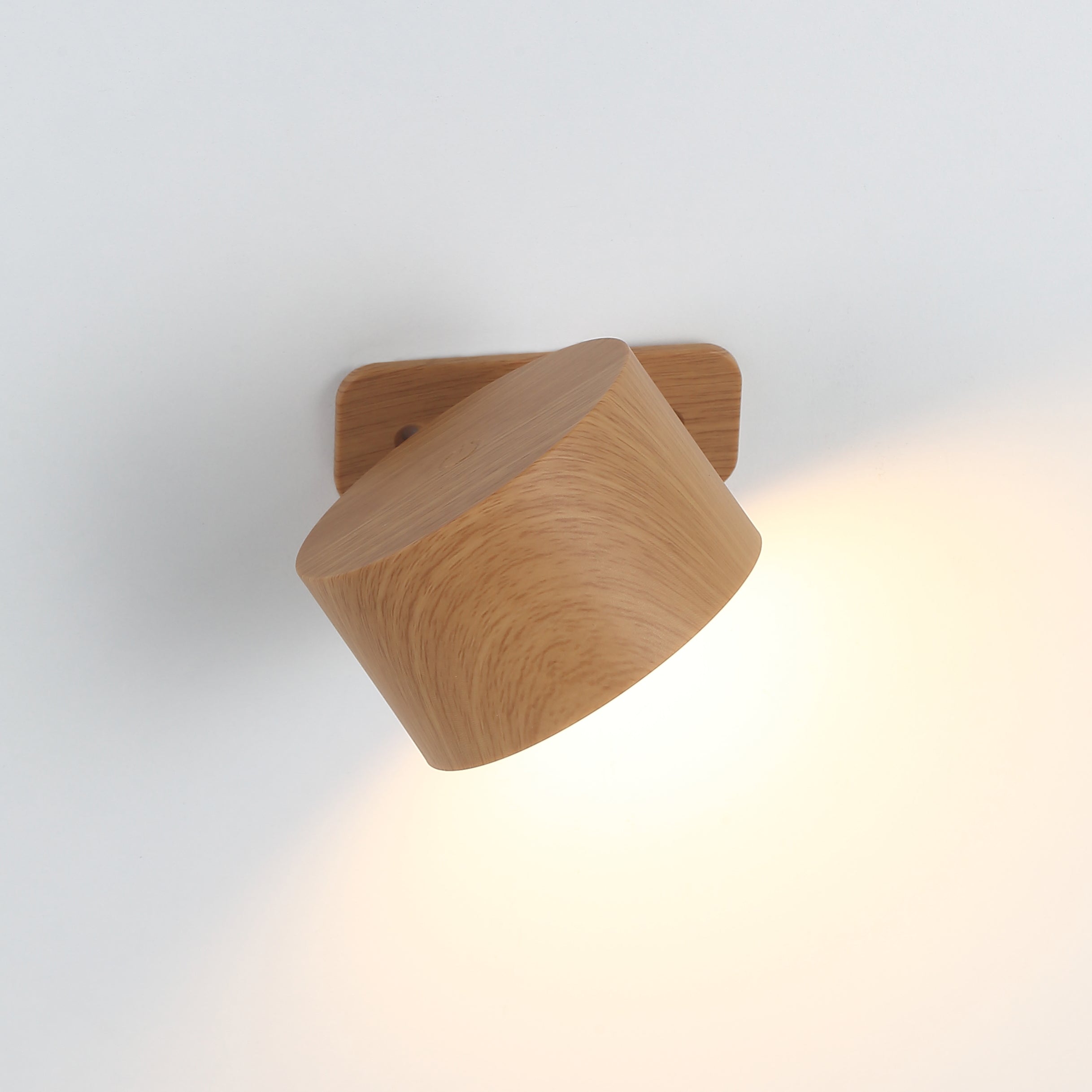Ticky Magnetische Wandleuchte Holzlook