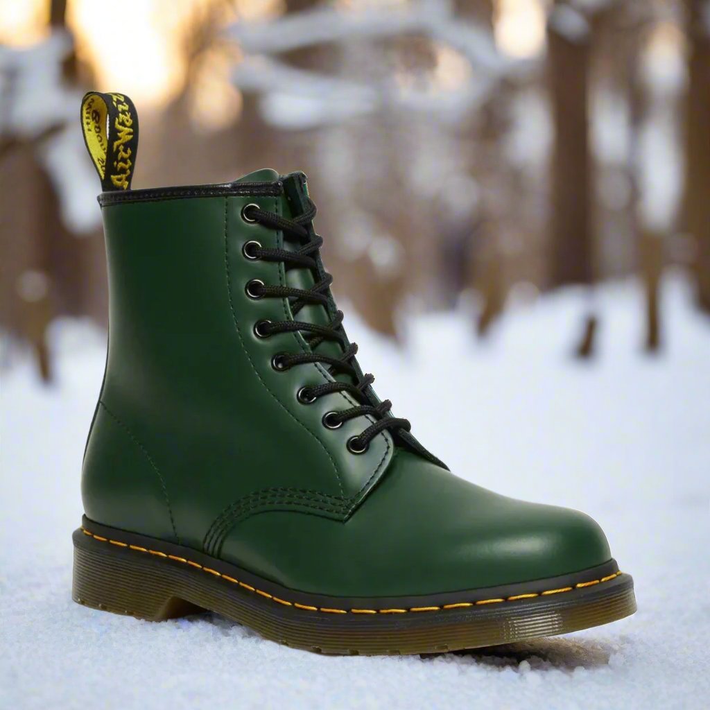 Trendige Kampfstiefel im klassischen Design