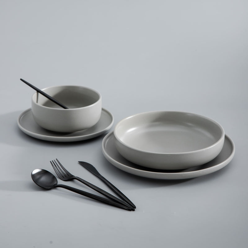 Minimalistisches Edelstahl Besteck Elegante Einfachheit